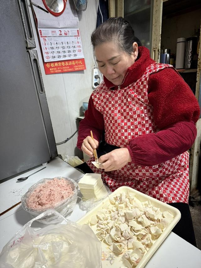 老味道！桂林这家馄饨店老顾客超多PG麻将胡了试玩平台25年不变的(图2)