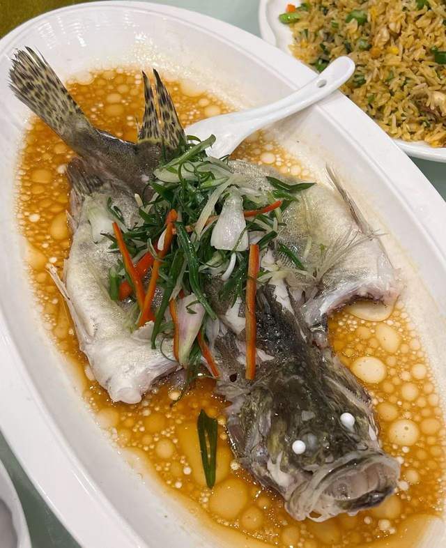 了快40年的老店特色菜吃撑了！PG麻将胡了2试玩广州这家开(图9)