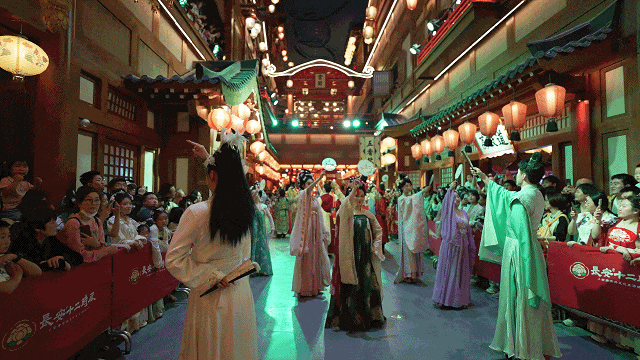 道:72个情绪价值营造标杆案例麻将胡了试玩旅游餐饮场景破局之(图94) 道:72个情绪价值营造标杆案例麻将胡了试玩旅游餐饮场景破局之(图94)