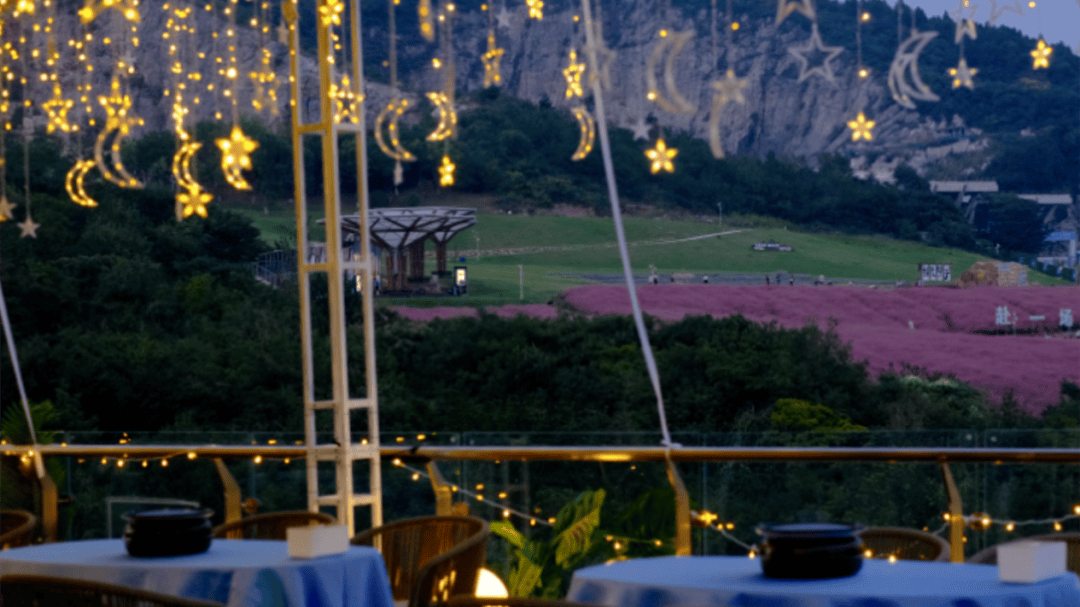 道:72个情绪价值营造标杆案例麻将胡了试玩旅游餐饮场景破局之(图33) 道:72个情绪价值营造标杆案例麻将胡了试玩旅游餐饮场景破局之(图33)